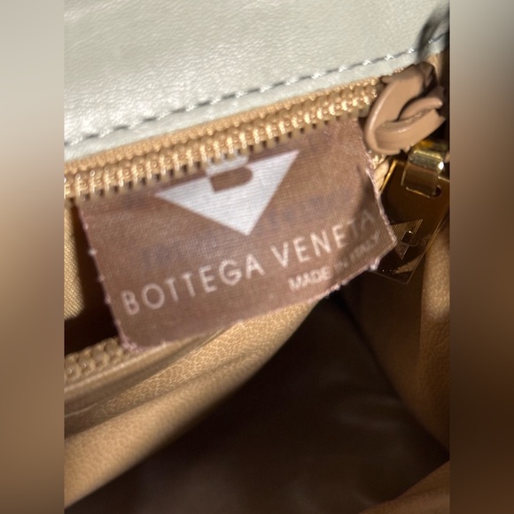 Bottega Veneta Light Sage Intrecciato Top Handle Crossbody Bag - Picture 10 of 16